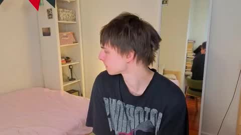 Snapshot of angelic_look chatting on 02.05.26 Daniel online show from 02.05.26