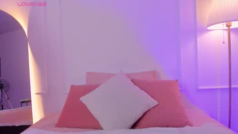 Snapshot of angelica_cross chatting on 10.07.25 Angelica Cross online show from 10.07.25