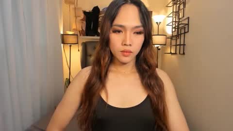 SweetAngelica online show from 12.20.25