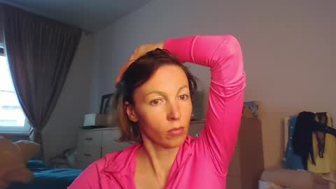 Snapshot of angelicfenix chatting on 04.01.26 angelicfenix online show from 04.01.26