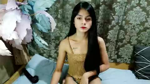 Snapshot of angelickath chatting on 11.03.25 kath online show from 11.03.25