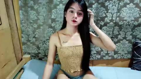 Snapshot of angelickath chatting on 01.18.26 kath online show from 01.18.26