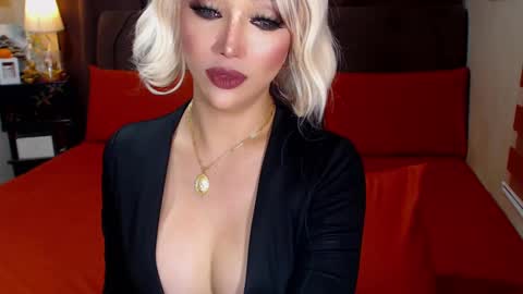 MS. AMALIA online show from 03.10.25