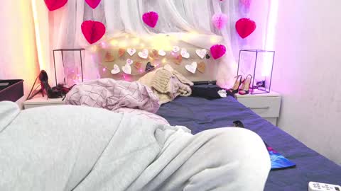 Angelika Rouge online show from 02.25.26