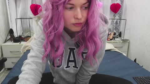 Angelika Rouge online show from 03.01.26