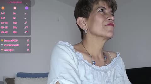 Angelina online show from 02.22.25