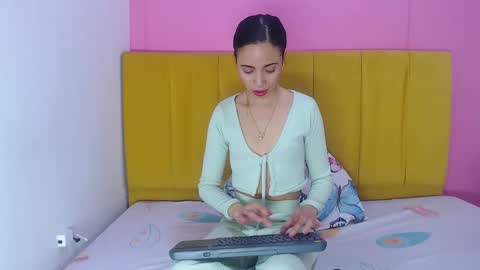 Snapshot of angelinabrookcm101 chatting on 12.08.24 Angelina Brook online show from 12.08.24