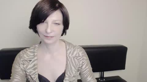 Angelina online show from 02.15.25