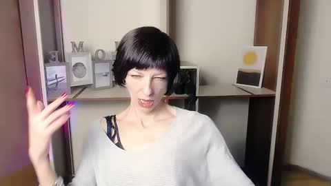 Angelina online show from 09.24.25