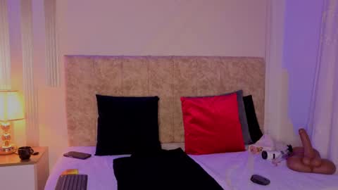 Snapshot of angelinarouse_ chatting on 04.02.26 angelinarouse_ online show from 04.02.26