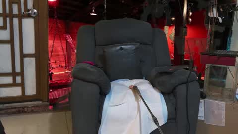 Angel online show from 12.23.25