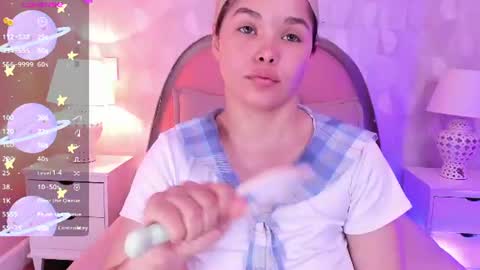 Snapshot of angeline__cute chatting on 07.14.26 angeline online show from 07.14.26