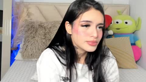 Angeline Smith  online show from 03.09.25