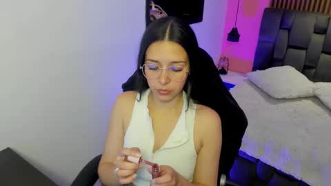 angeline_davies online show from 10.10.25