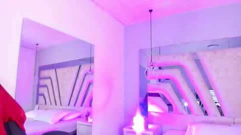 Snapshot of angelineheet chatting on 11.19.25 Angeline Heet online show from 11.19.25