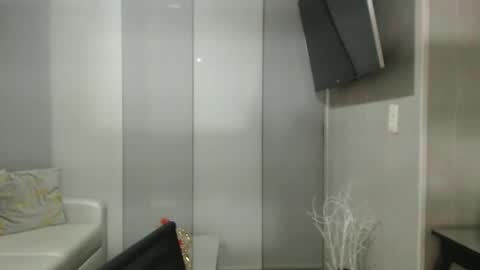 angelinna_12 online show from 10.10.25