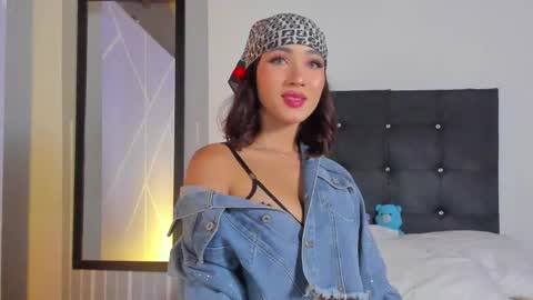 Angelique Murphy online show from 09.11.25