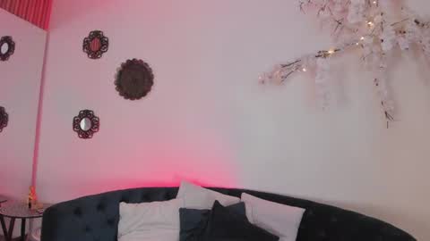 Snapshot of angeliqueboyer__ chatting on 07.07.26 Angelique online show from 07.07.26