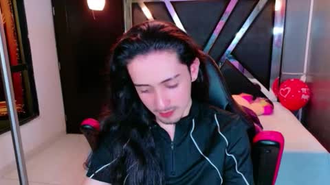 angelis savage online show from 02.17.26