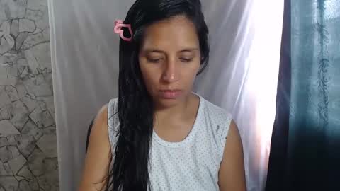 angela online show from 10.08.25