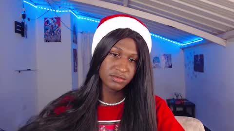 Snapshot of angell_dustt chatting on 12.24.24 Danielle online show from 12.24.24