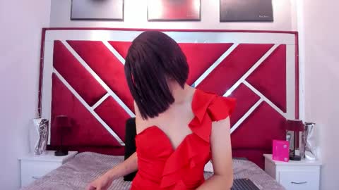 Snapshot of angell_fire chatting on 02.11.26 Angell online show from 02.11.26