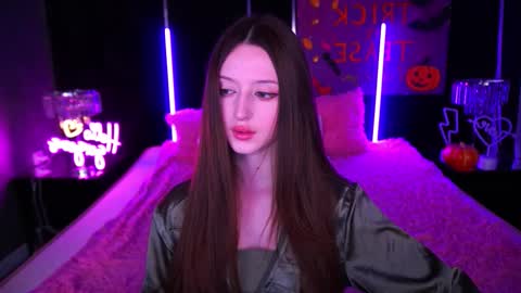 Snapshot of angellblush chatting on 10.30.25 AngelBlush online show from 10.30.25