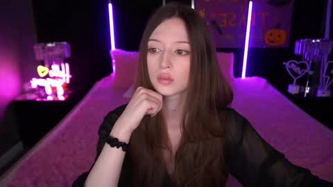 Snapshot of angellblush chatting on 11.06.25 AngelBlush online show from 11.06.25