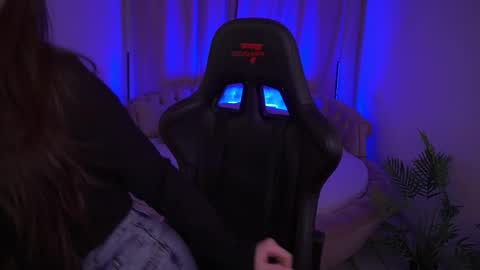 Snapshot of angellblush chatting on 11.24.25 AngelBlush online show from 11.24.25