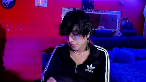 Snapshot of angellonfire chatting on 01.05.25 Angel online show from 01.05.25