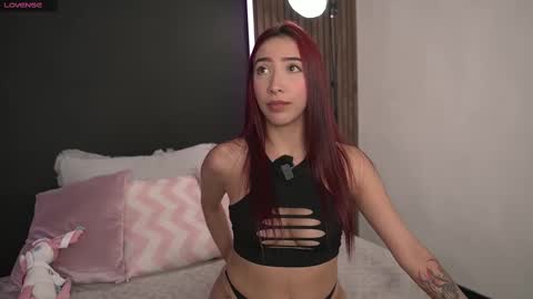 Snapshot of angells_smith chatting on 02.19.25 online show from 02.19.25