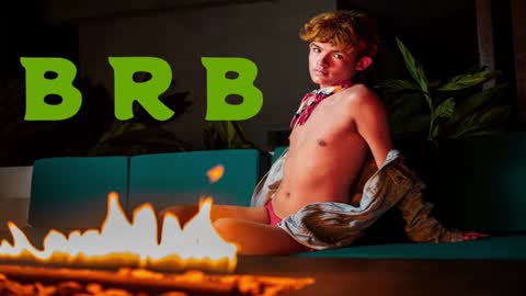 Snapshot of angelocute_ chatting on 02.09.25 Angelo I work from home this is my room online show from 02.09.25