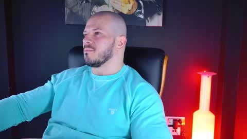 Snapshot of angeloeric chatting on 12.03.24 BlackWolf online show from 12.03.24