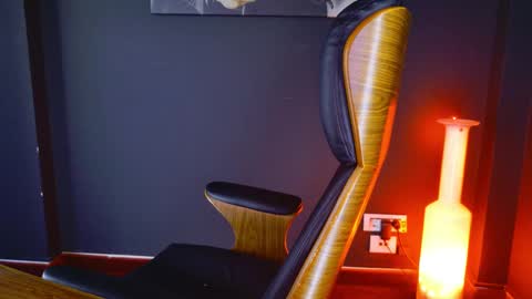 Snapshot of angeloeric chatting on 01.28.25 BlackWolf online show from 01.28.25