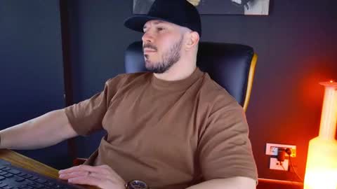 Snapshot of angeloeric chatting on 01.30.25 BlackWolf online show from 01.30.25