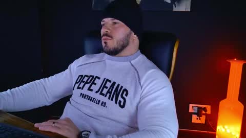 Snapshot of angeloeric chatting on 01.31.25 BlackWolf online show from 01.31.25