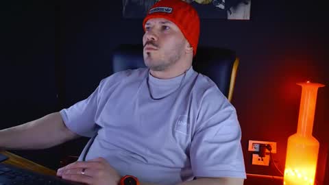 Snapshot of angeloeric chatting on 02.09.25 BlackWolf online show from 02.09.25