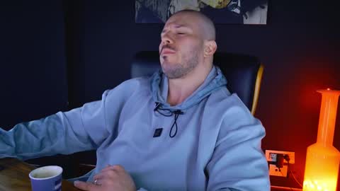 Snapshot of angeloeric chatting on 02.12.25 BlackWolf online show from 02.12.25