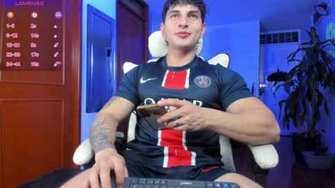 Angelo Ferro online show from 01.06.25