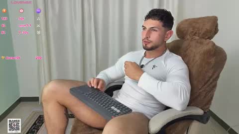 Angelo Ferro online show from 09.18.25