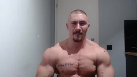 Snapshot of angelofit chatting on 12.18.24 ------- SEX SHOW WITH GUYS AND GIRLS MUSCLE SHOW online show from 12.18.24