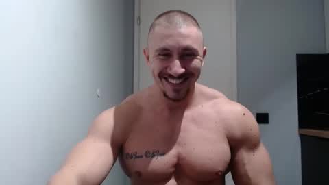 Snapshot of angelofit chatting on 12.21.24 ------- SEX SHOW WITH GUYS AND GIRLS MUSCLE SHOW online show from 12.21.24