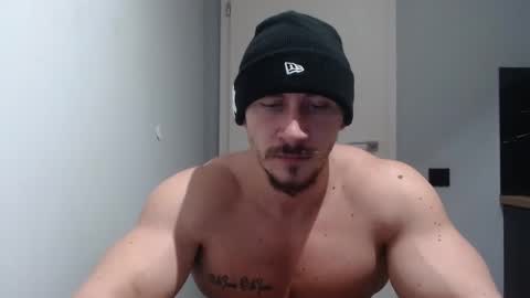 Snapshot of angelofit chatting on 01.16.25 ------- SEX SHOW WITH GUYS AND GIRLS MUSCLE SHOW online show from 01.16.25