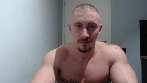 Snapshot of angelofit chatting on 01.27.25 ------- SEX SHOW WITH GUYS AND GIRLS MUSCLE SHOW online show from 01.27.25