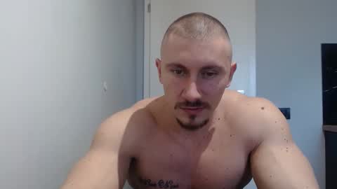 Snapshot of angelofit chatting on 01.28.25 ------- SEX SHOW WITH GUYS AND GIRLS MUSCLE SHOW online show from 01.28.25
