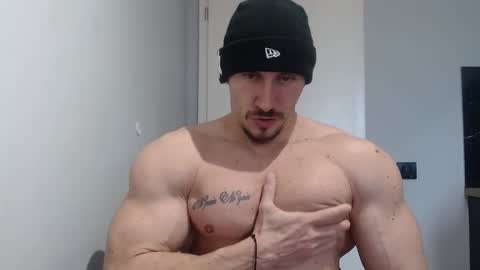 Snapshot of angelofit chatting on 02.04.25 ------- SEX SHOW WITH GUYS AND GIRLS MUSCLE SHOW online show from 02.04.25
