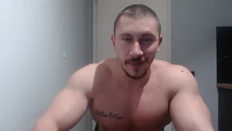 Snapshot of angelofit chatting on 03.08.25 ------- SEX SHOW WITH GUYS AND GIRLS MUSCLE SHOW online show from 03.08.25
