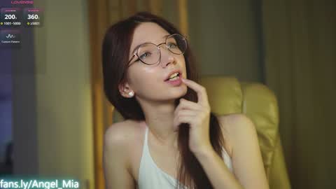 Nikki online show from 03.23.26