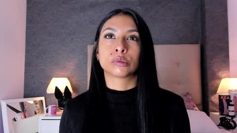 Angela online show from 02.04.25