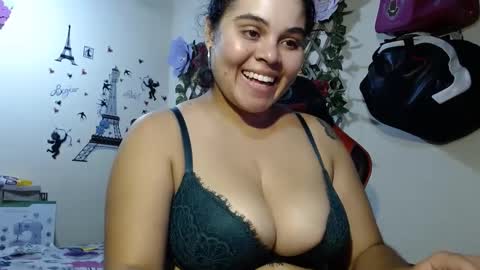 Snapshot of angelsexhotlatin chatting on 12.14.24 angelsexhotlatin online show from 12.14.24